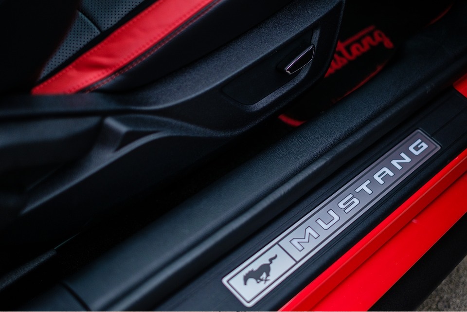 mustang gt kickplate